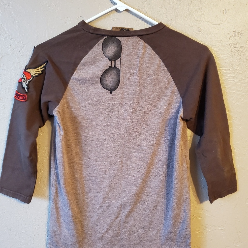 Boys size 8 shirt